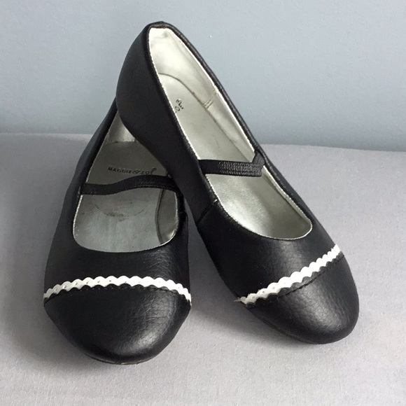 Maggie & Zoe Black Mary Jane Flats Size 10 - Picture 1 of 5